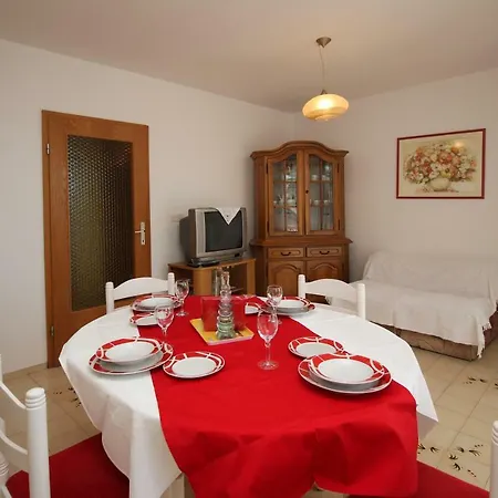 Apartment Ruzica Punat